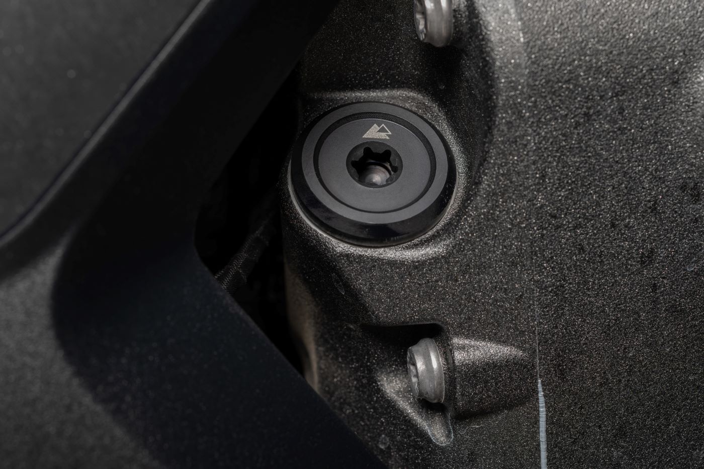 Oil filler cap with hexalobular internal for BMW R1300GS/ Adventure